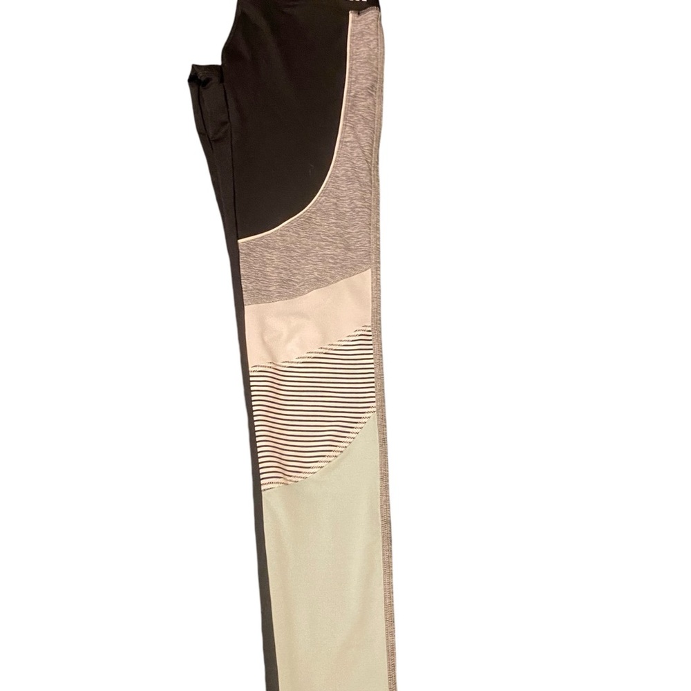 Victoria’s Secret Activewear Pant Stylish Colorblock Leggings Small